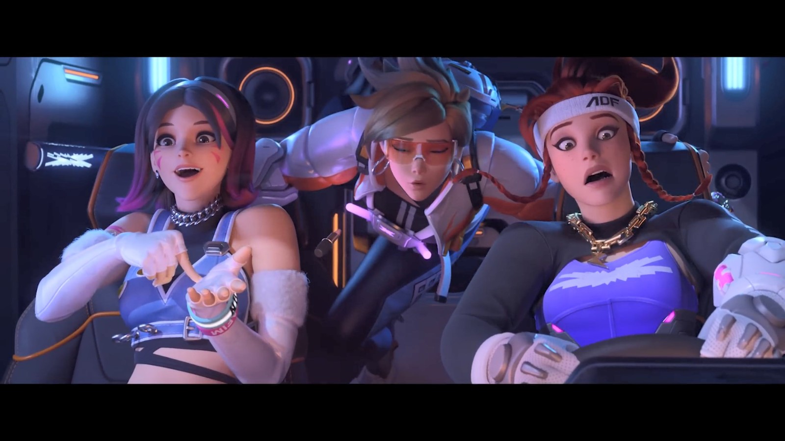 国少1-2沙特开门黑 依合散出击滑倒+后防漏人.