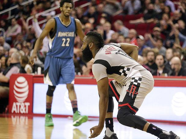 曾两度让拜 曾两度让拜