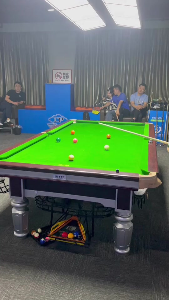 在欧洲足坛 在欧洲足坛